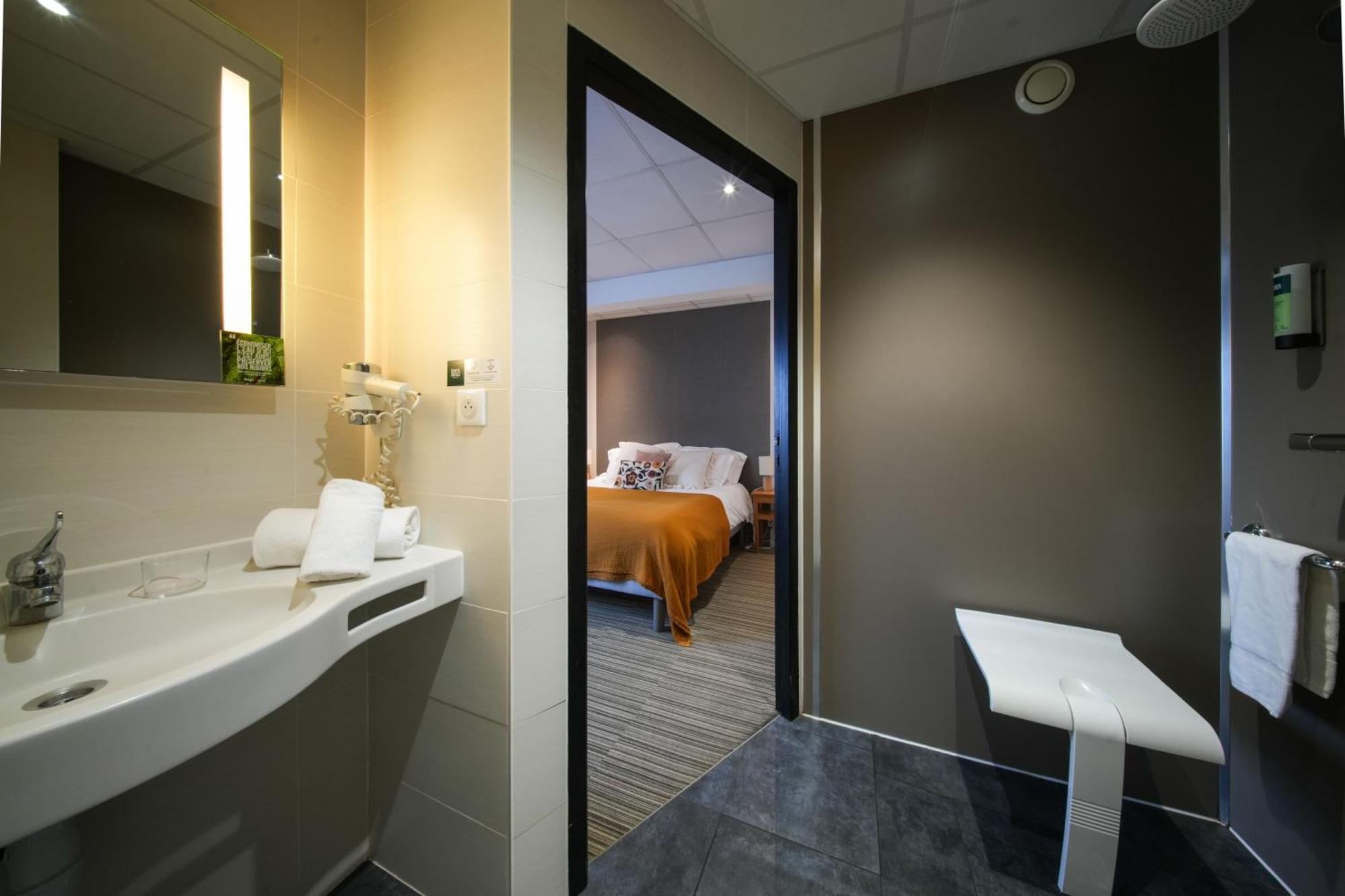 Superior Double Room - Disabillity Access,1765583789:JPEG