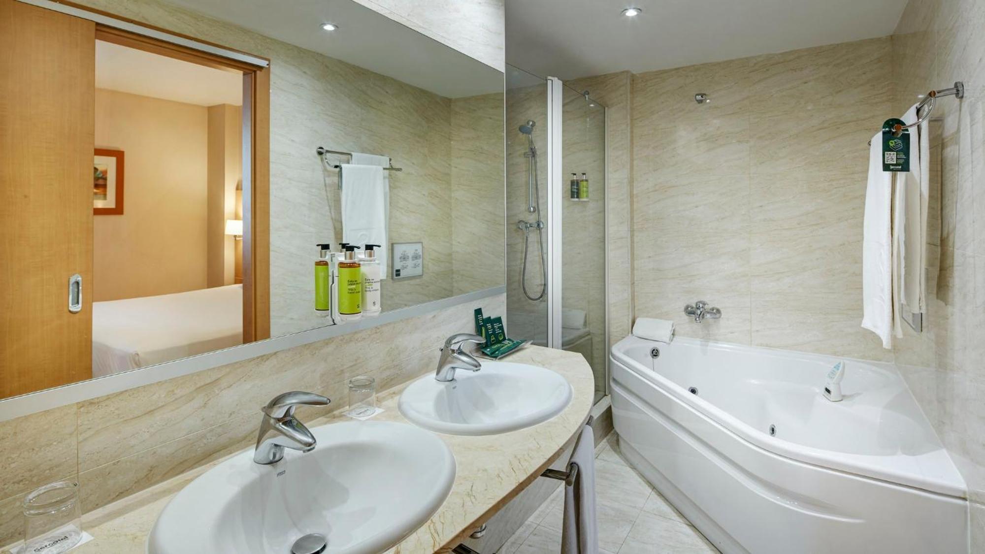 Habitación Doble con cama supletoria