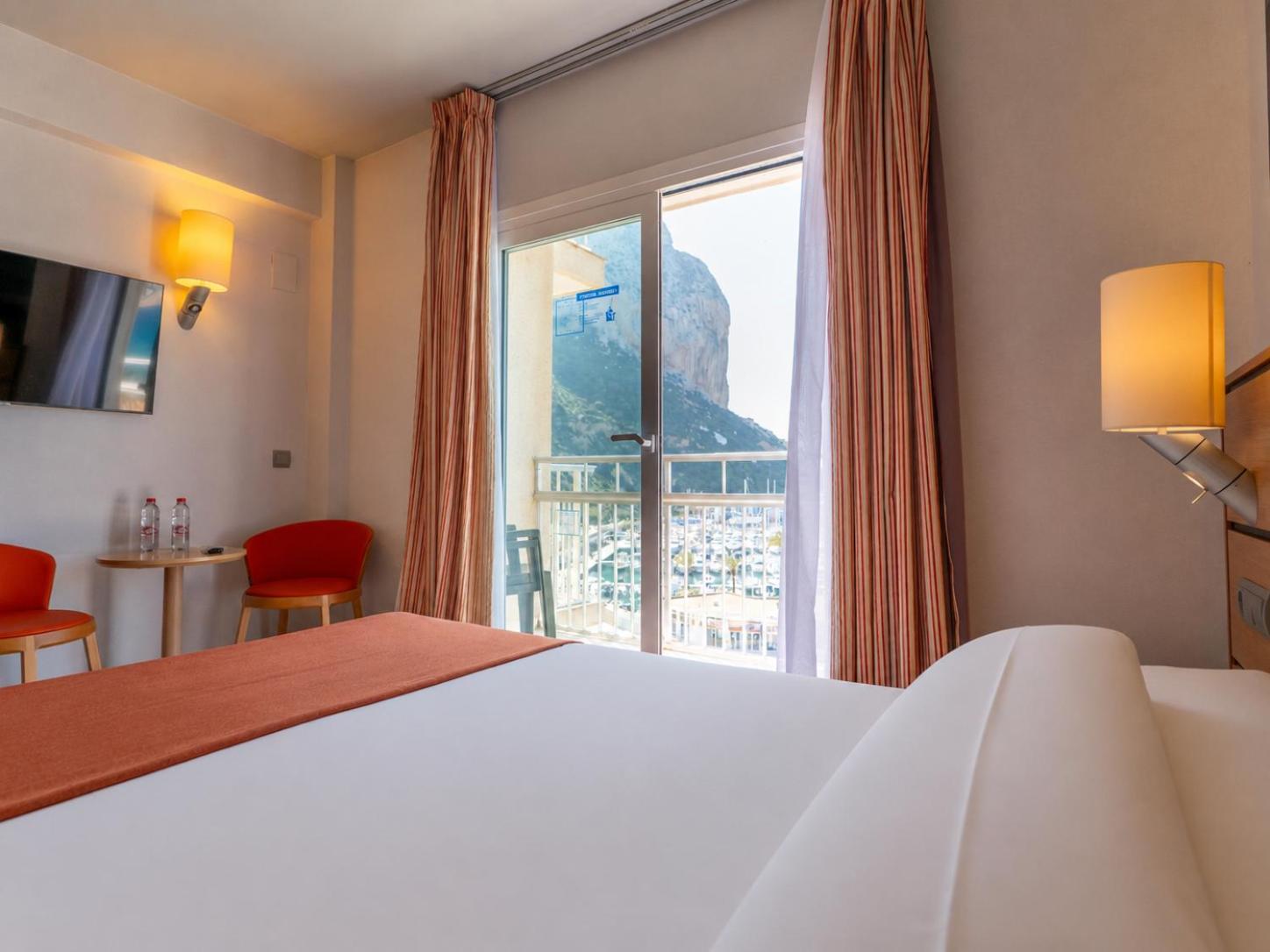 Superior Double or Twin Room Front Sea View