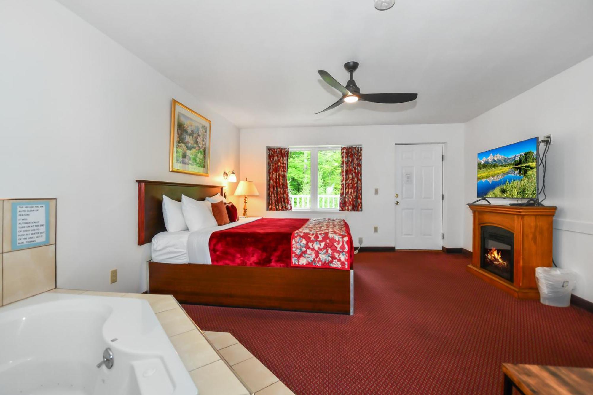 Honeymoon Suite