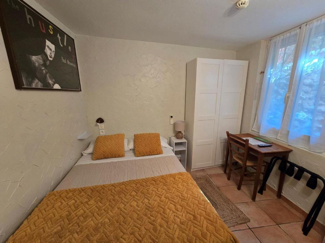 Single Room with Garden View