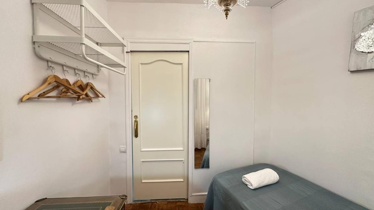 Habitación Individual Pequeña