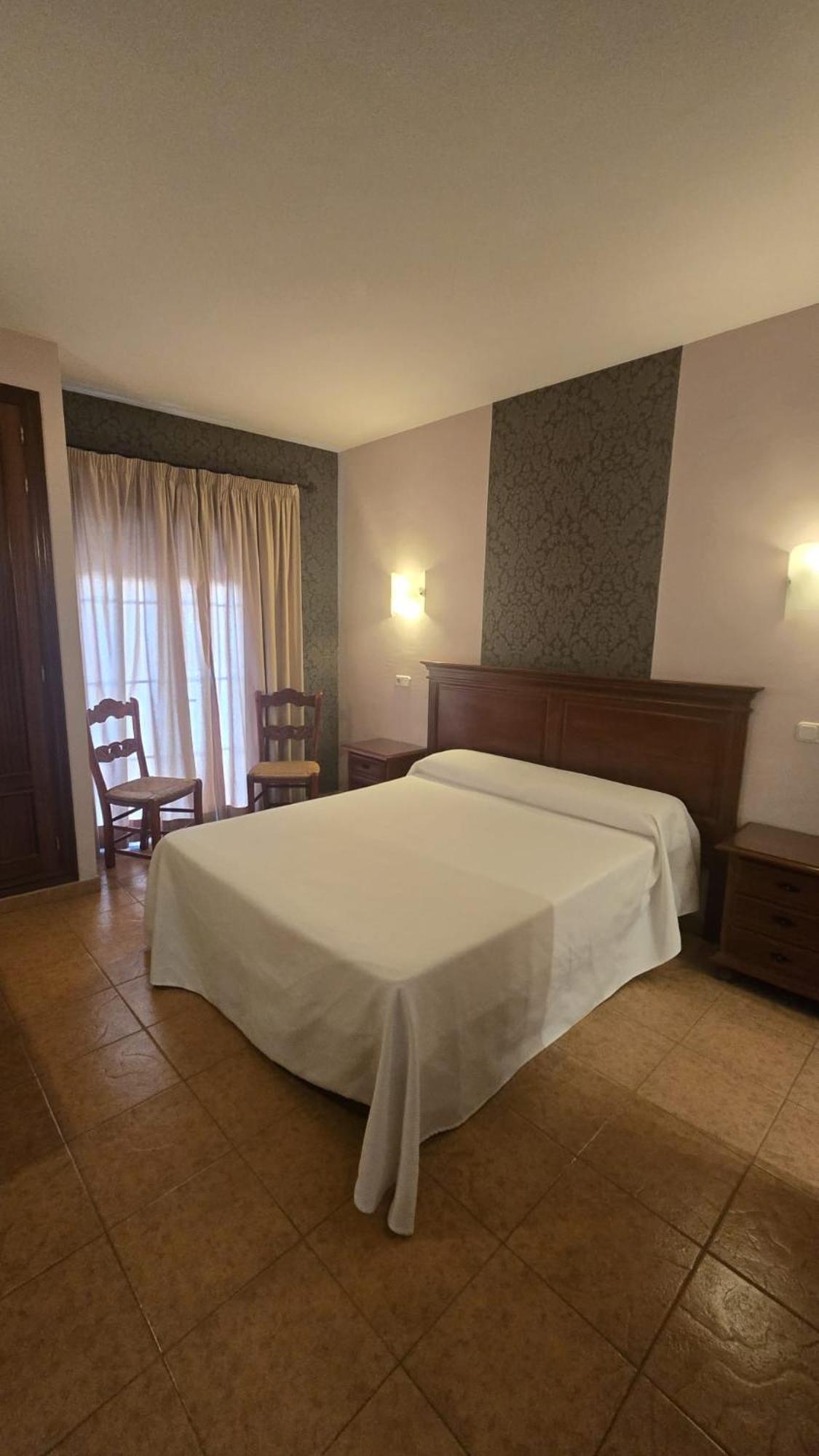 Zimmer mit Queensize-Bett