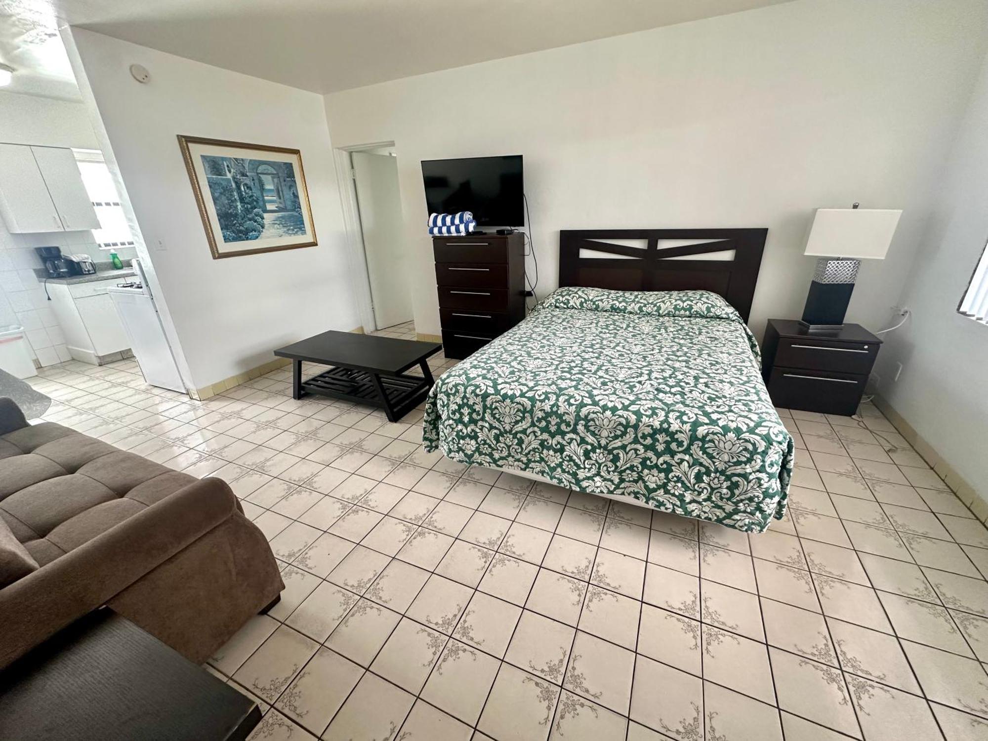 One-Bedroom Suite