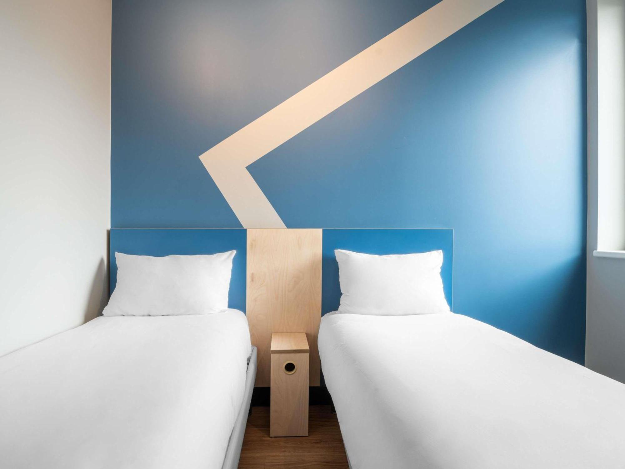 Classic Twin Room