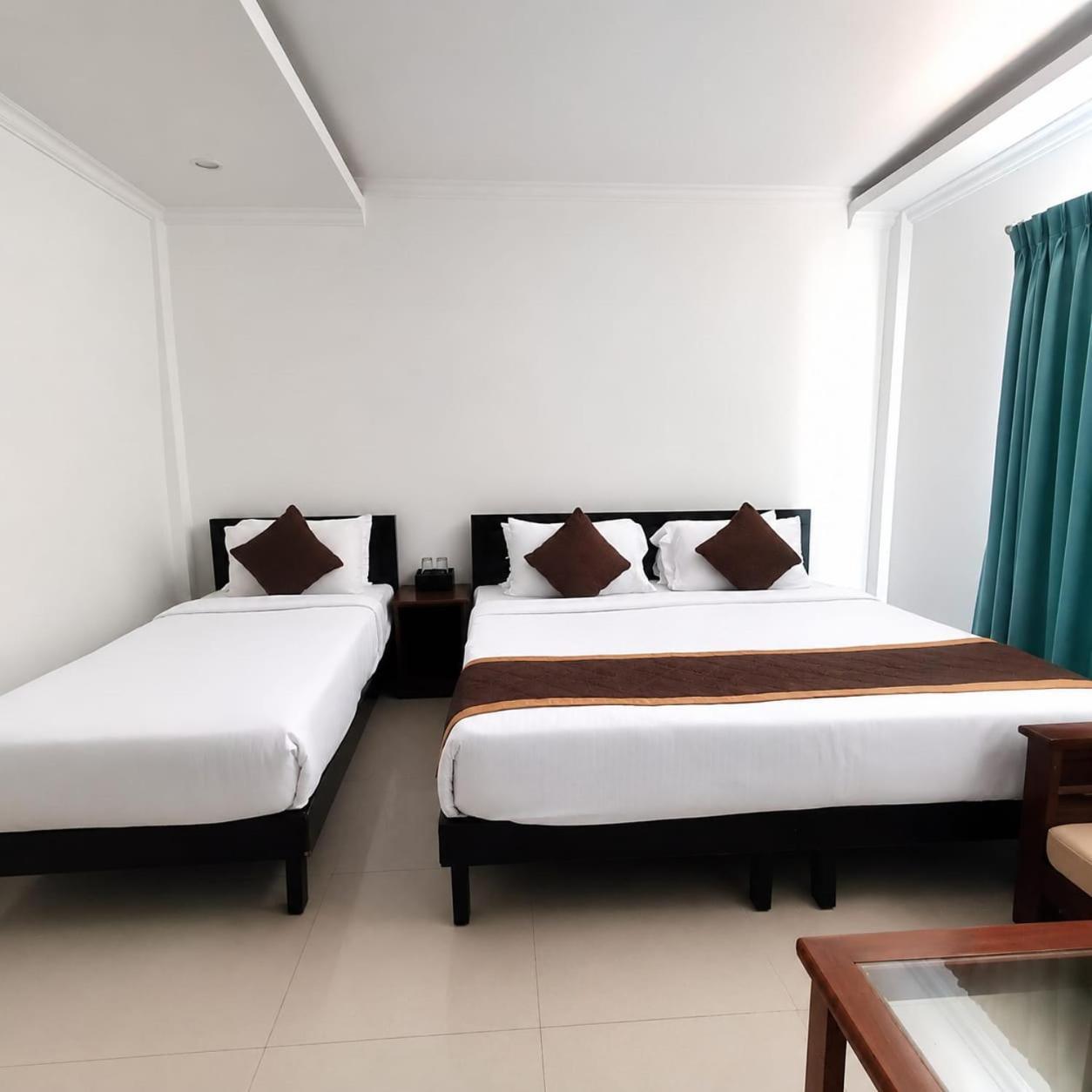 Luxury Triple Room