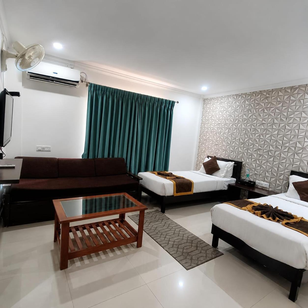Standard Family Room