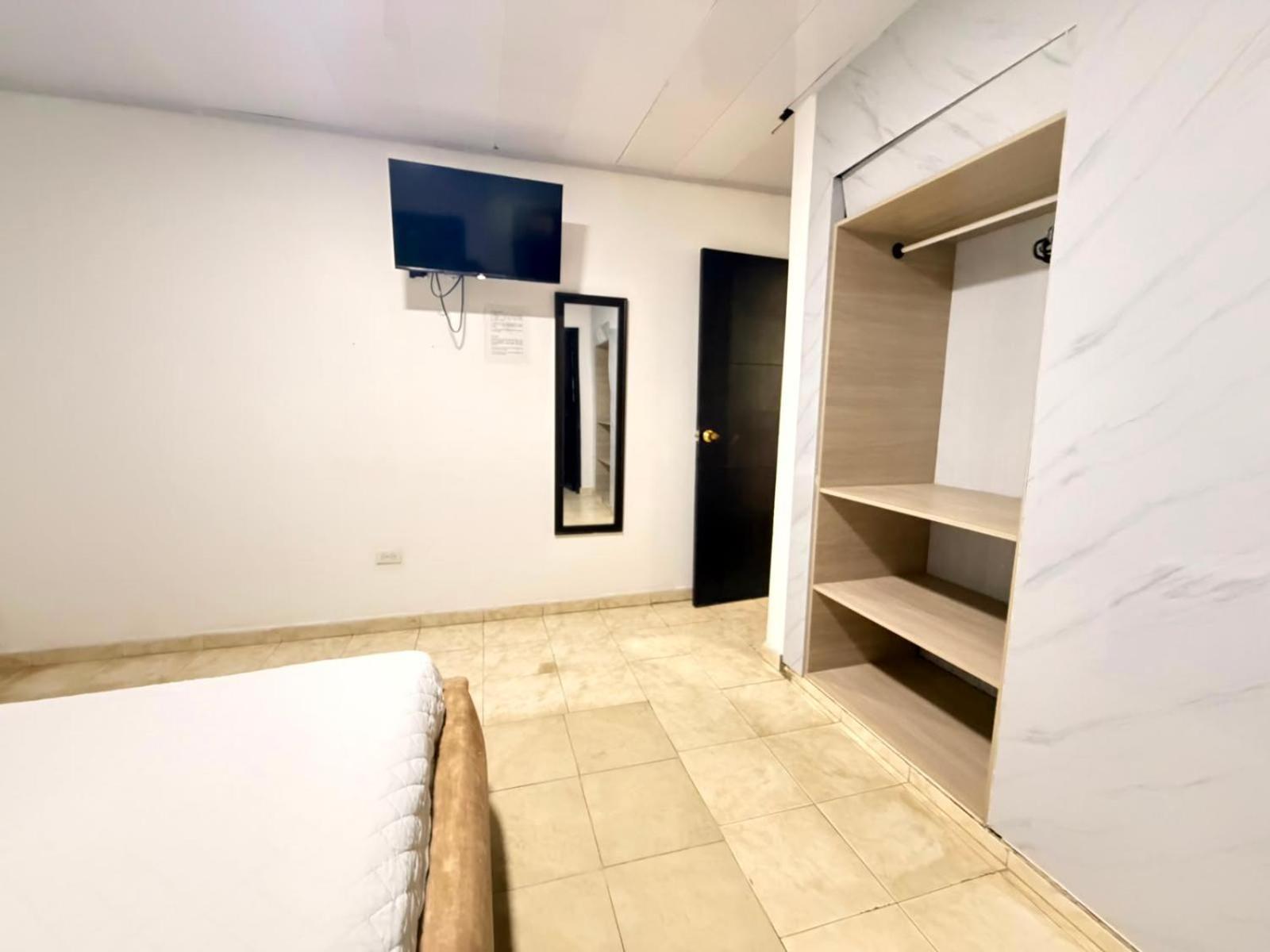 Apartamento interior de 1 dormitorio