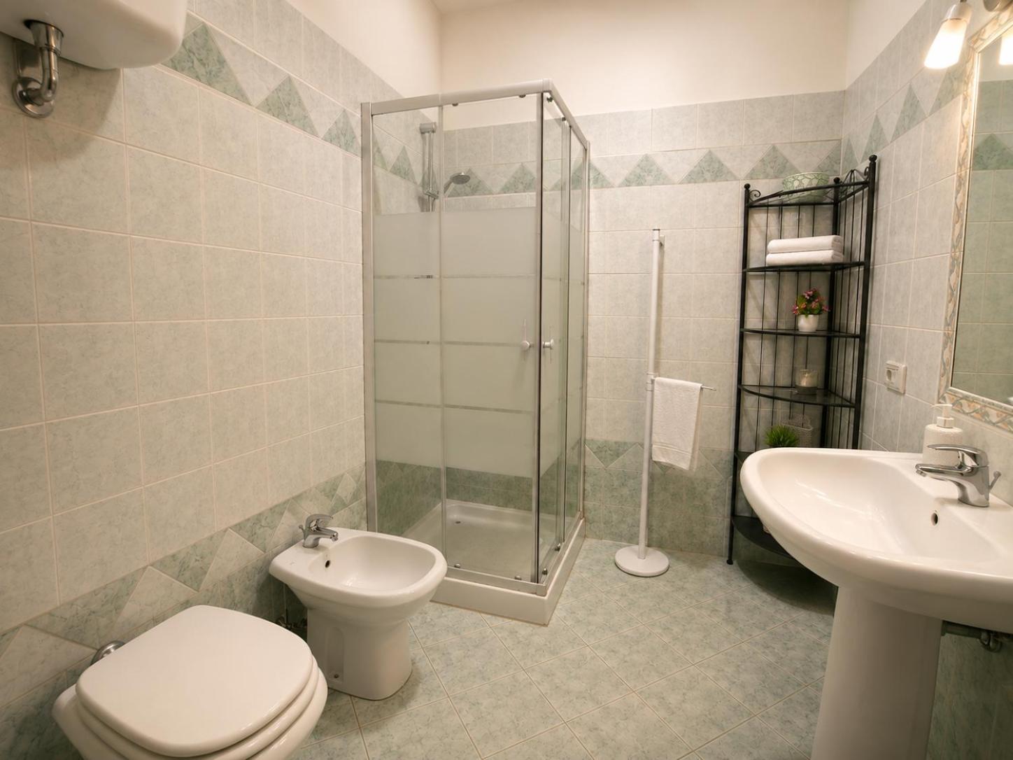 Camera Matrimoniale con Bagno Privato Esterno