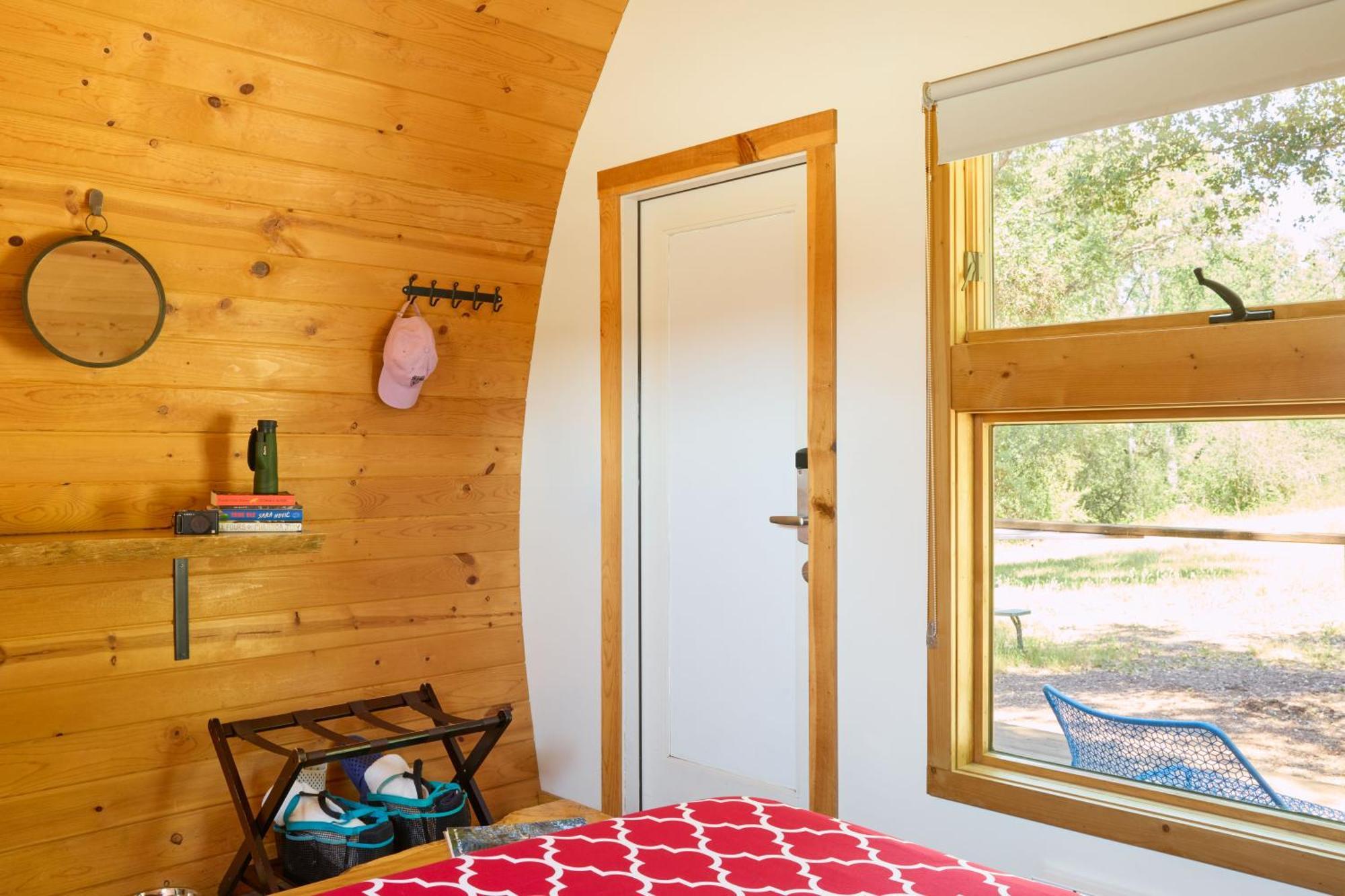 Micro Cabin