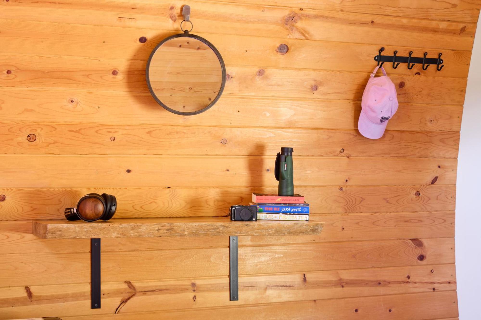 Micro Cabin