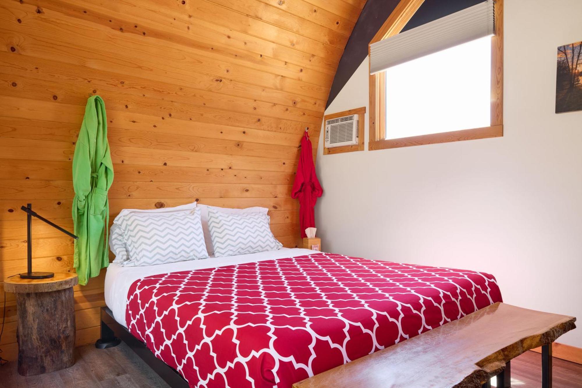 Micro Cabin