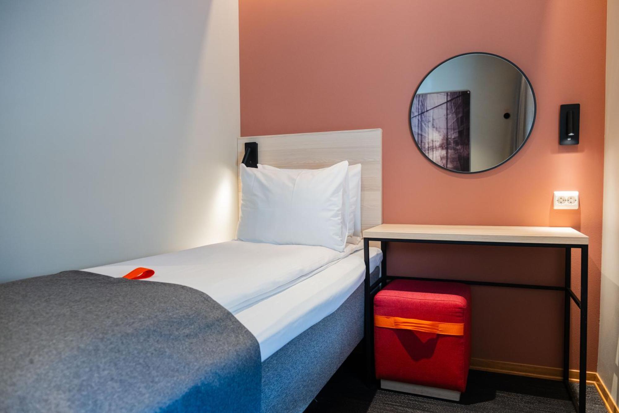 Single Room