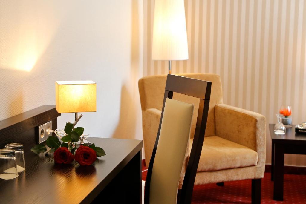 Standard Double Room,18726908:JPEG