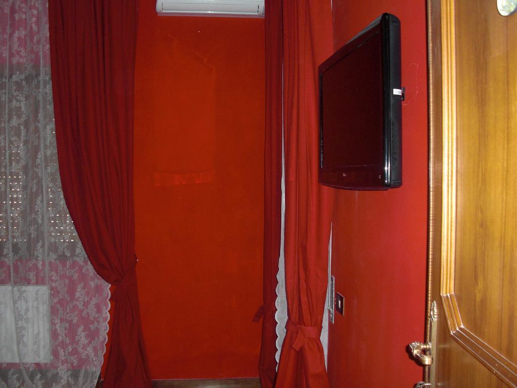Double Room Private External Bathroom,191110852:JPEG