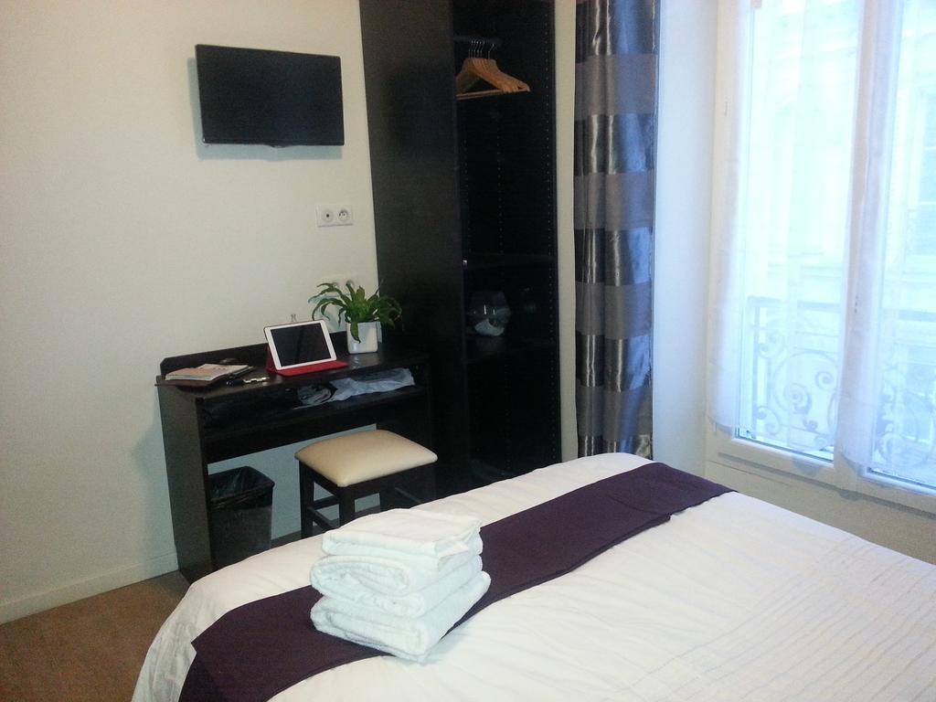 Double Room,664714680:JPEG