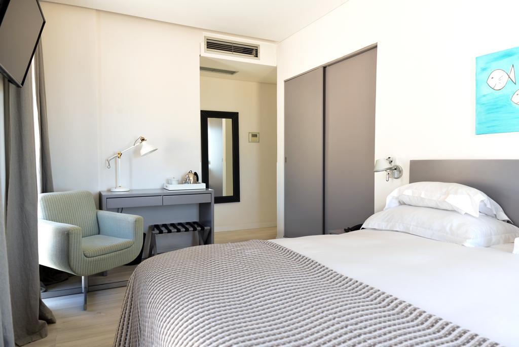 Double Room Frontal Sea View