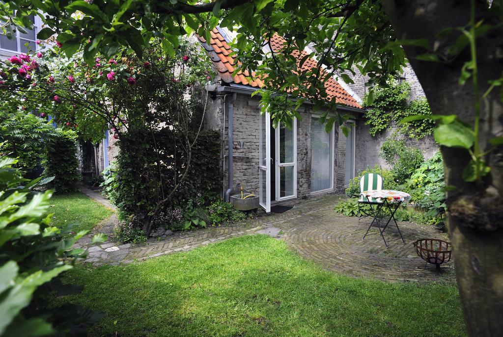 Tweepersoonskamer met Terras