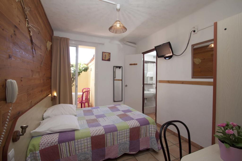 Double Room no Airconditioning