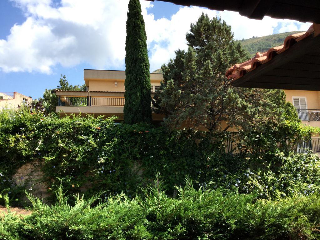 Double Room Balcony Mountain View
