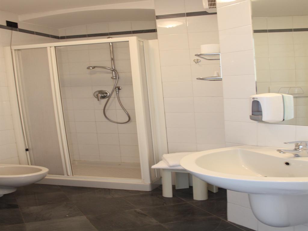 Tweepersoonskamer met 1 of 2 Bedden en Balkon - Uitzicht op Zee