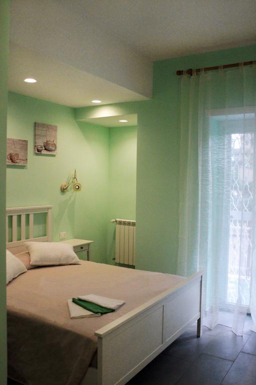 Double Room Private Bathroom