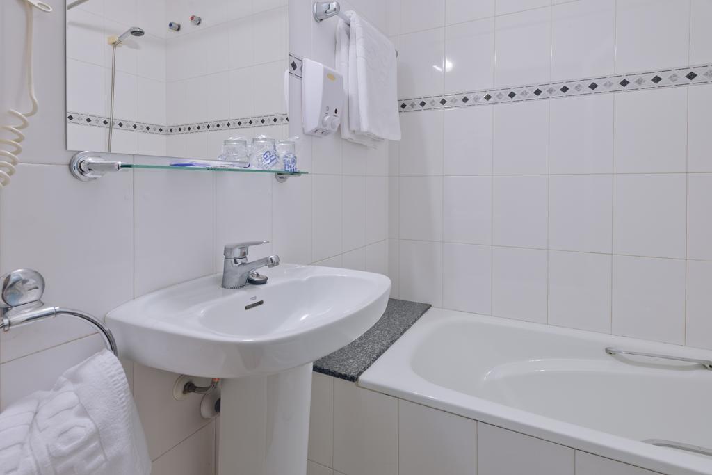 Dreibettzimmer (3 Erwachsene)