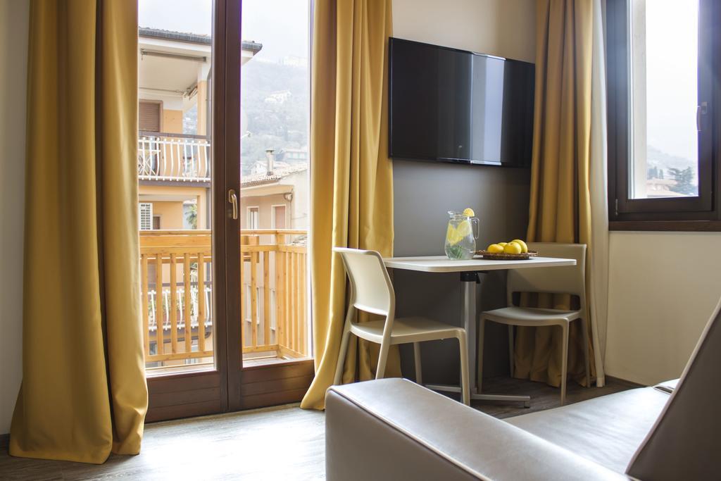 Suite Deluxe con Balcone
