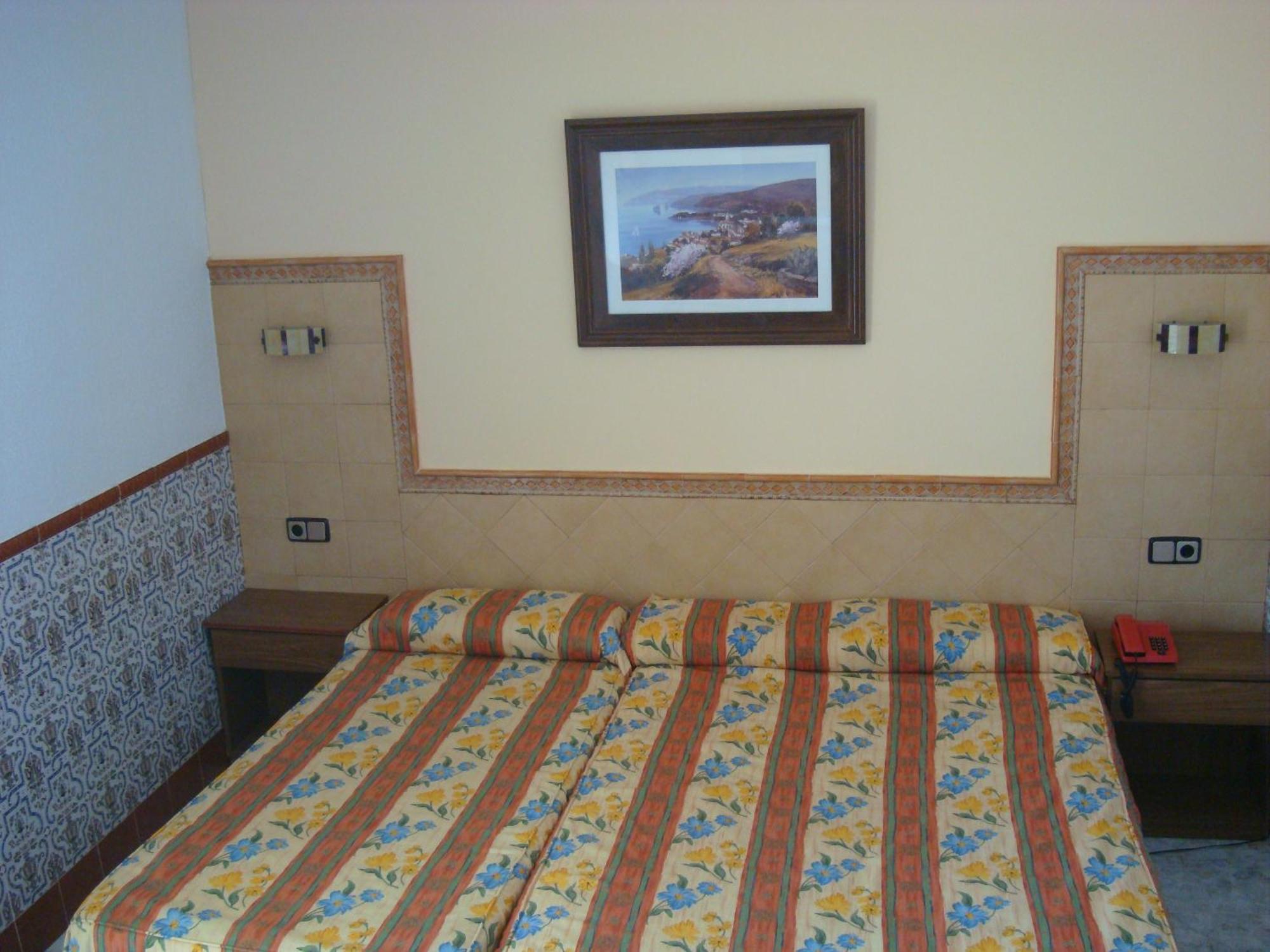 Double or Twin Room Sea View
