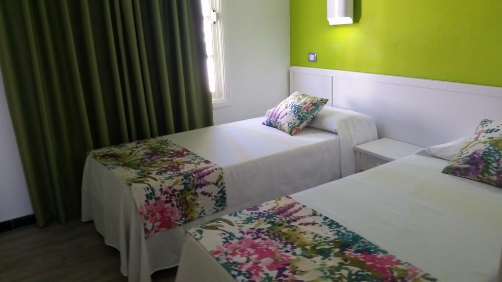 One-Bedroom Bungalow,393694275:JPEG