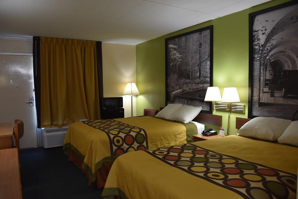 Double Room with Two Double Beds - Non-Smoking