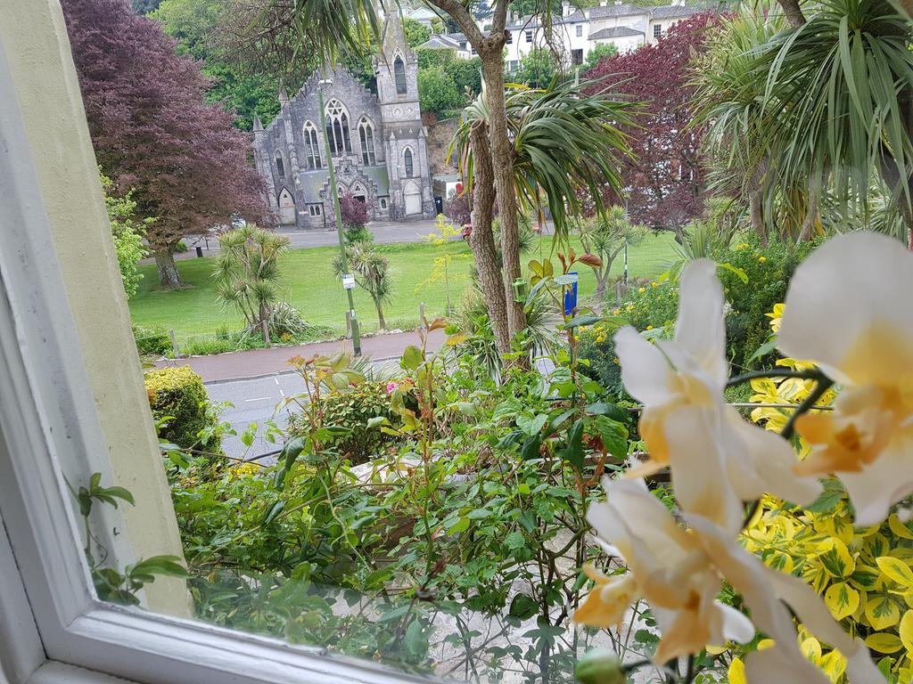 King Room with Garden View