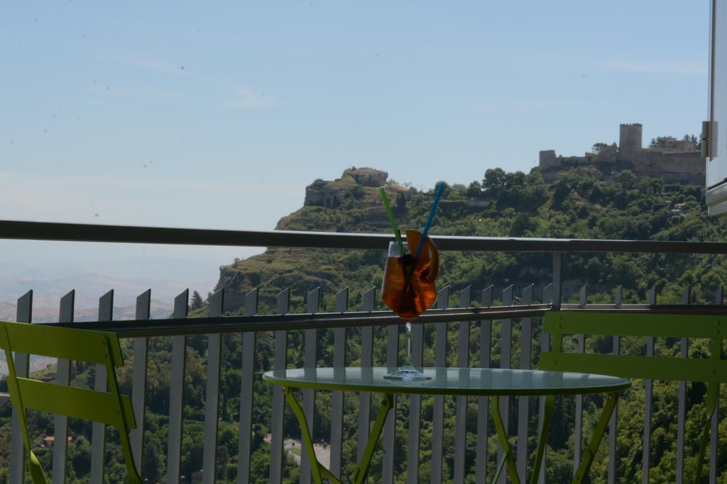 Triple Room with Balcony,918219124:JPEG