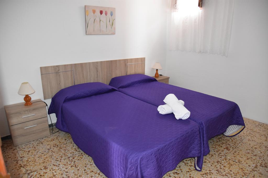 Zweibettzimmer mit Gemeinschaftsbad
