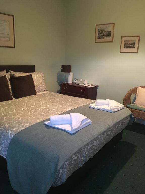 Doppelzimmer mit eigenem Bad