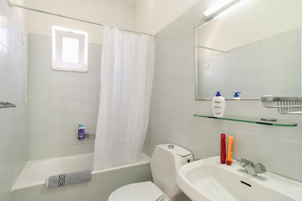 Two-Bedroom Apartment (5 Adults)