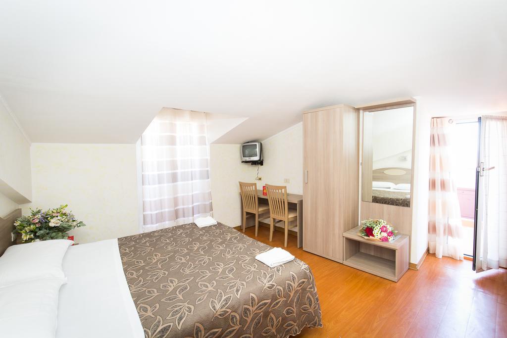 Vierbettzimmer