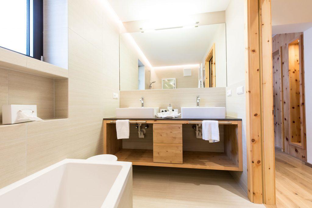 Double Room with Balcony,444727788:JPEG