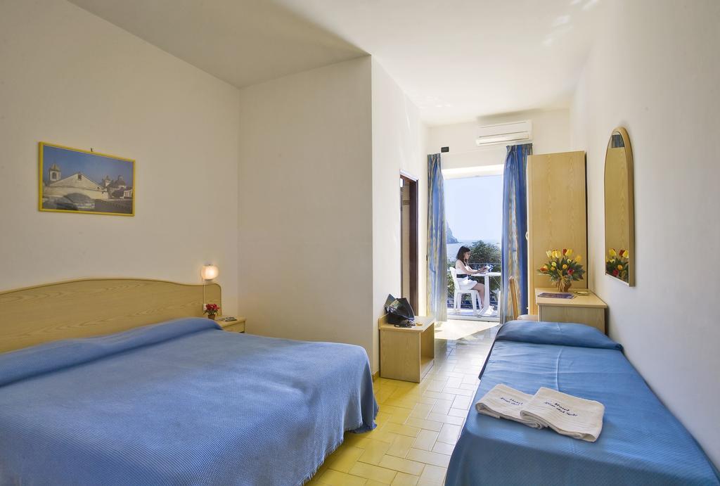 Standard Double or Twin Room Sea View