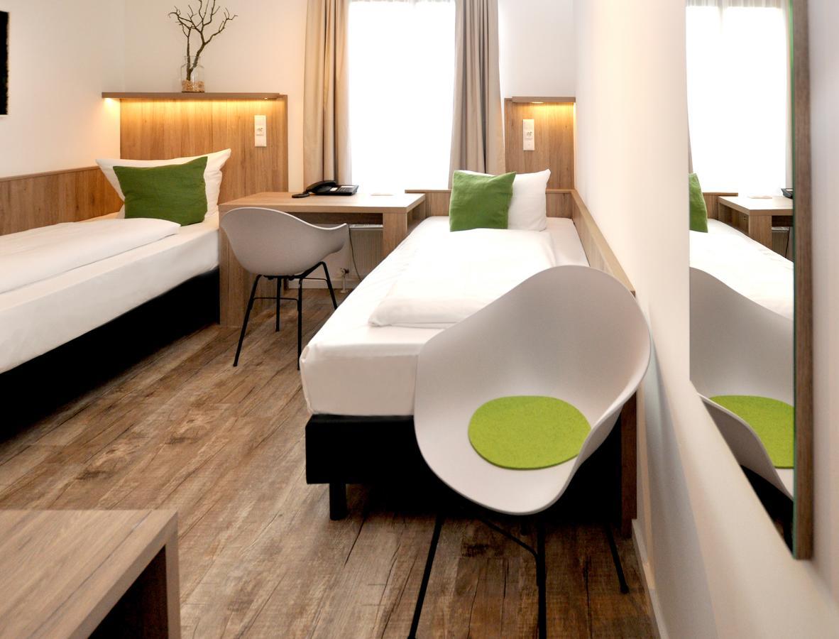 2 Adjacent Double Rooms