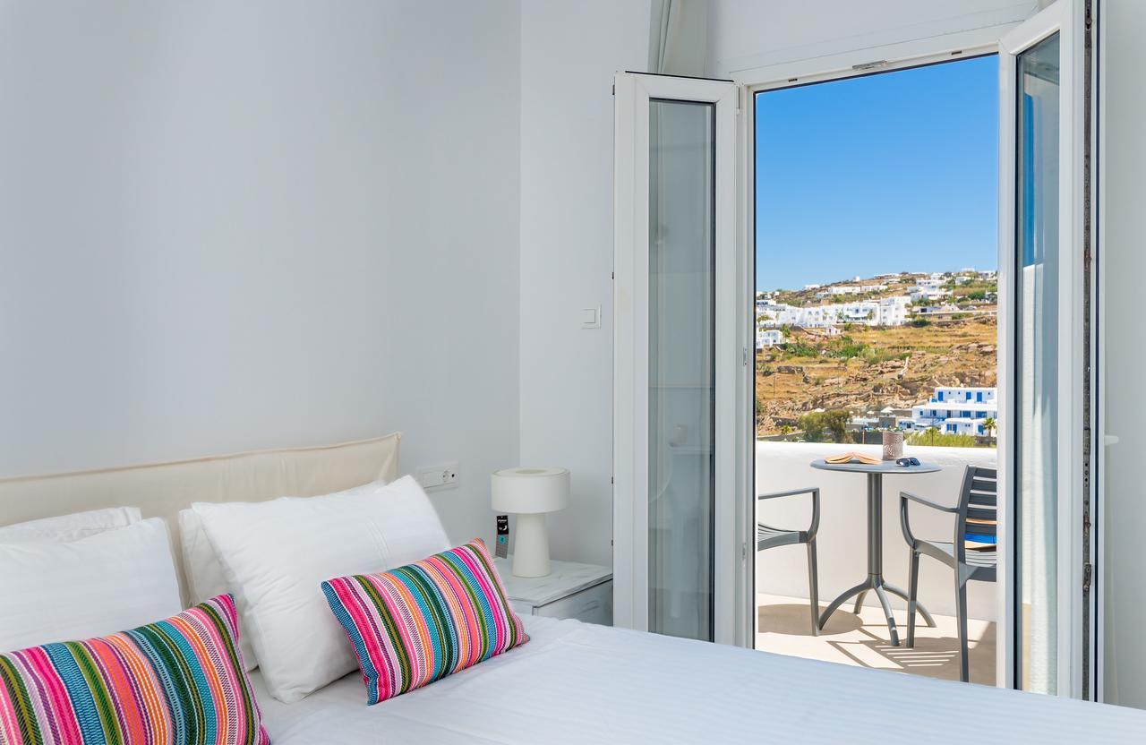 Double Room with Balcony and Sea View