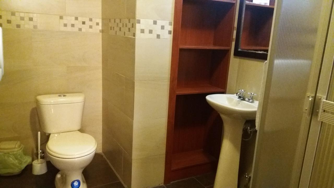 Twin Room Private Bathroom,696868368:JPEG