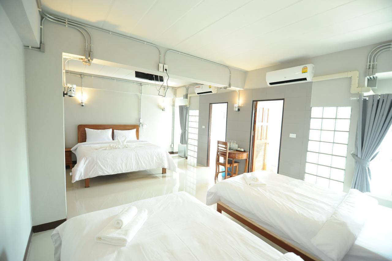 Quadruple Room,526935939:JPEG