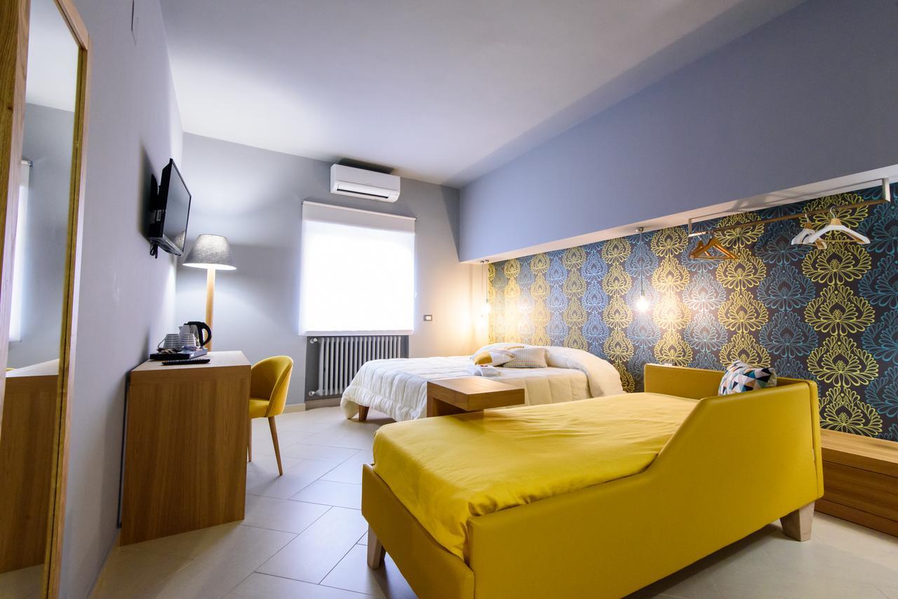 Deluxe Triple Room,549045852:JPEG