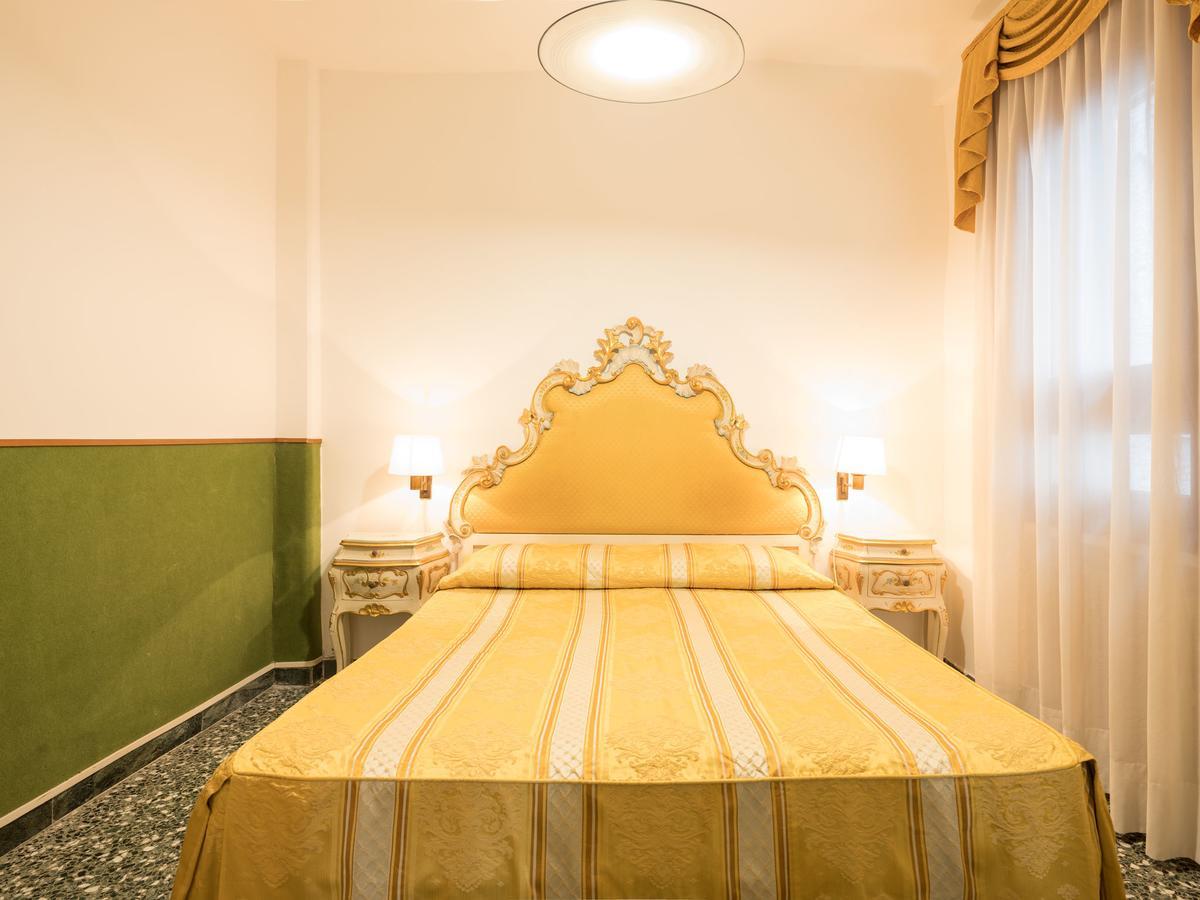 Superior Doppelzimmer mit Kanalblick