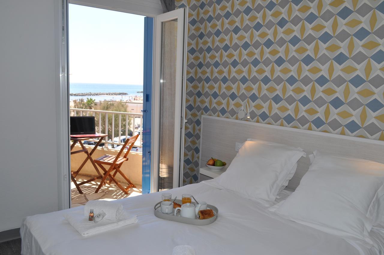 Double Room Balcony Sea Street View