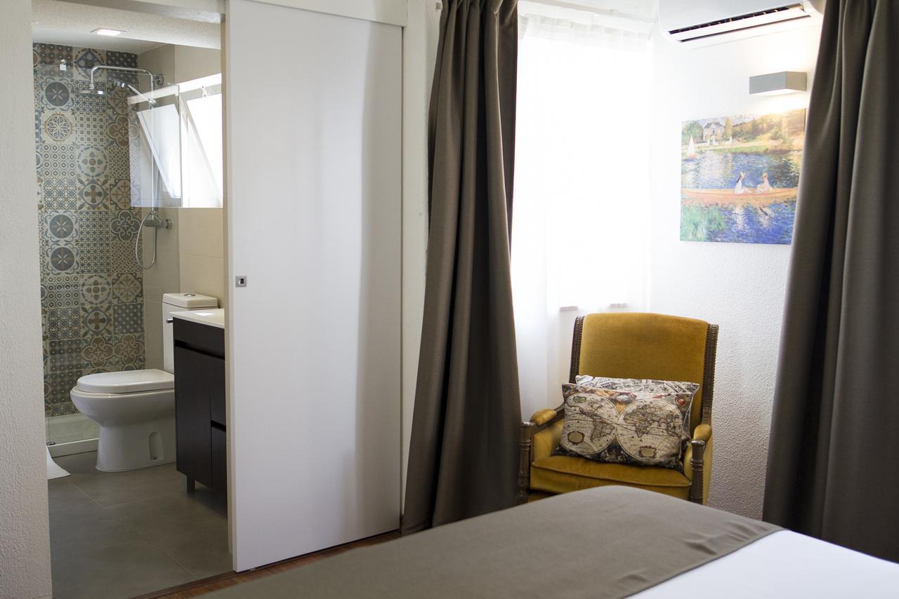 Tweepersoonskamer met 1 of 2 Bedden en Eigen Badkamer