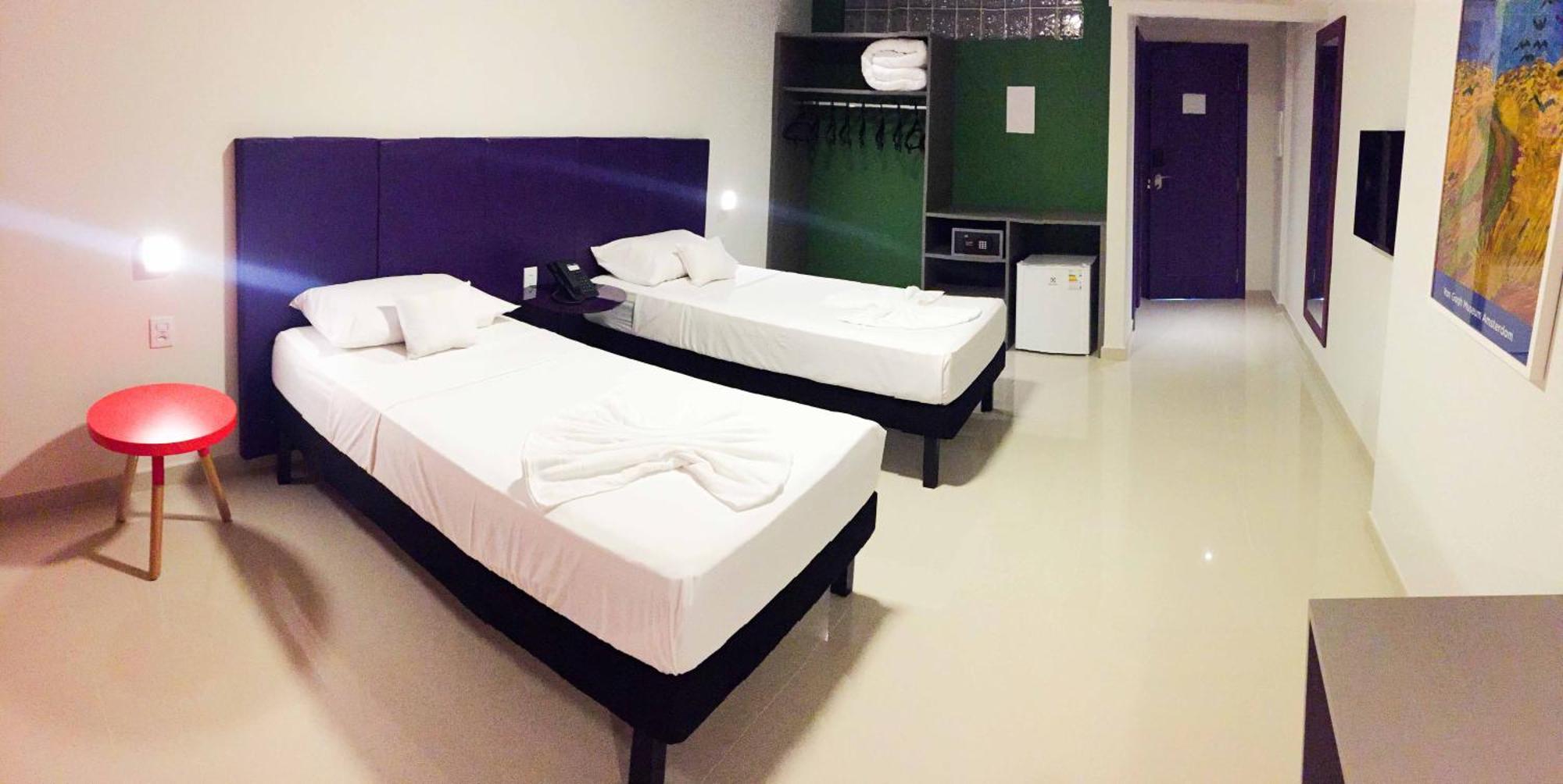 Tweepersoonskamer met 2 Aparte Bedden