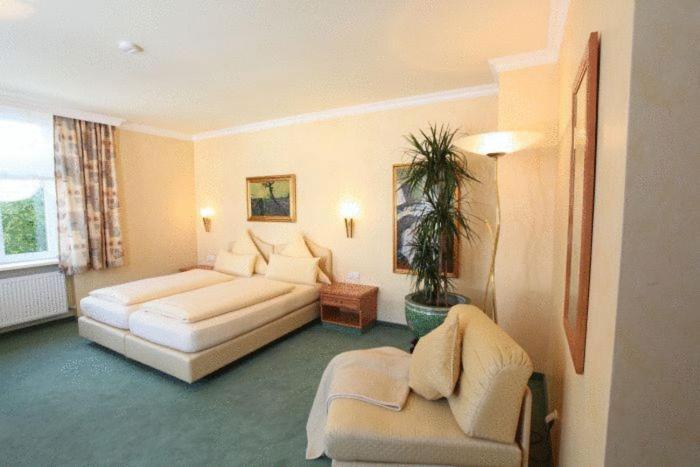 Double Room,6182852:JPEG