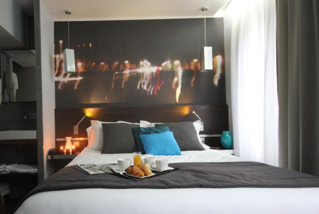 Single Room,63016306:JPEG